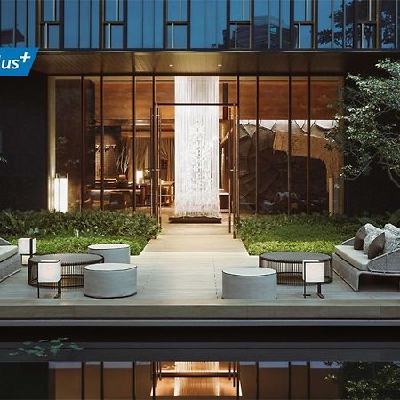 Kimpton Maa-Lai Bangkok By Ihg Ξενοδοχείο Εξωτερικό φωτογραφία The hotel's lobby
