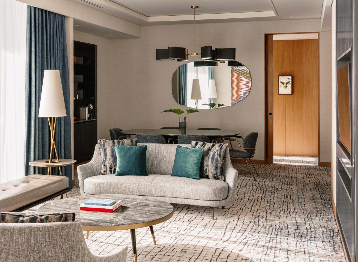 Kimpton Maa-Lai Bangkok By Ihg Ξενοδοχείο Εξωτερικό φωτογραφία A suite at The Standard London